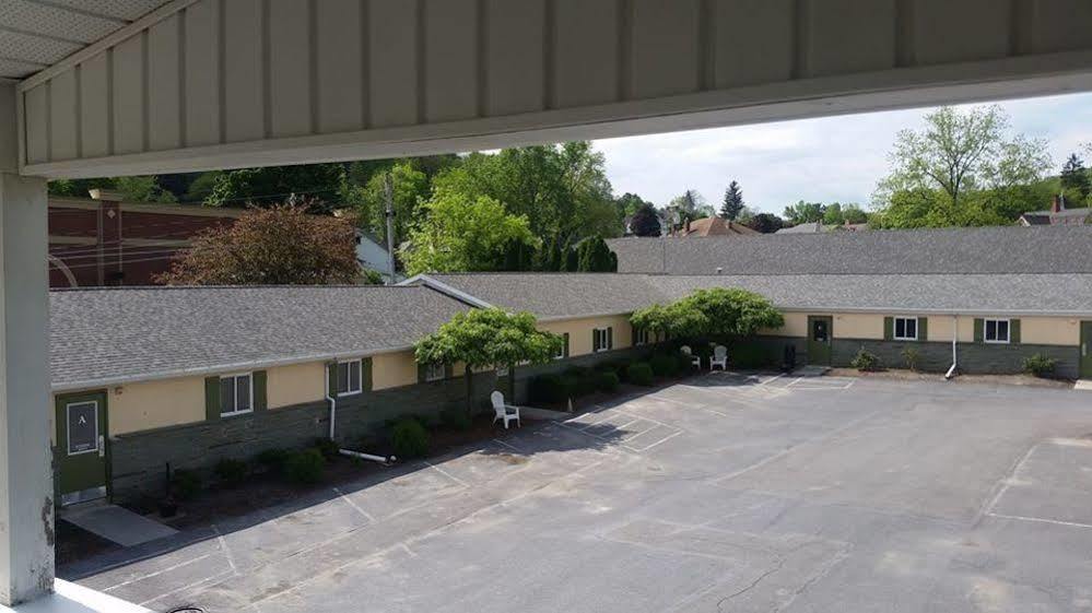 Canyon Motel Уэлсборо Экстерьер фото